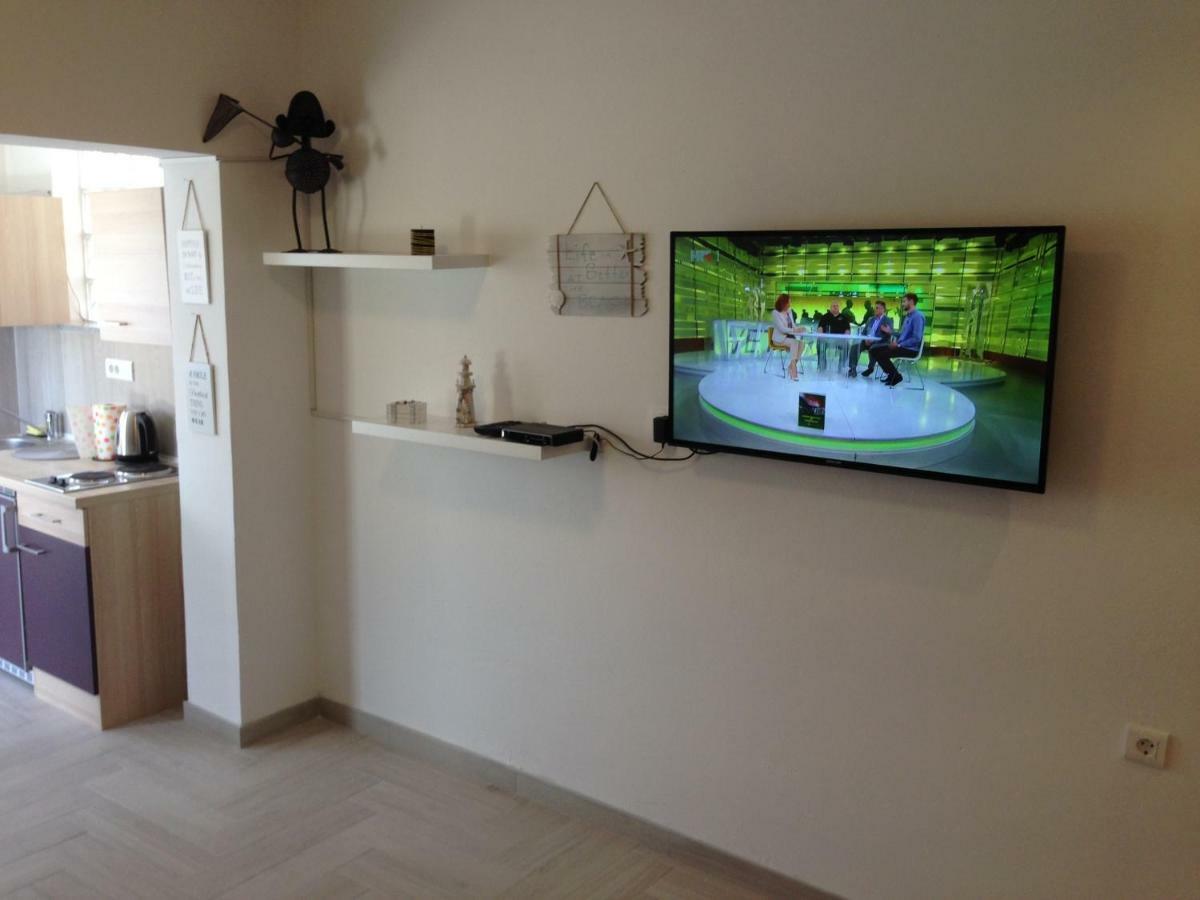 Apartmani Tatic Stinjan ภายนอก รูปภาพ